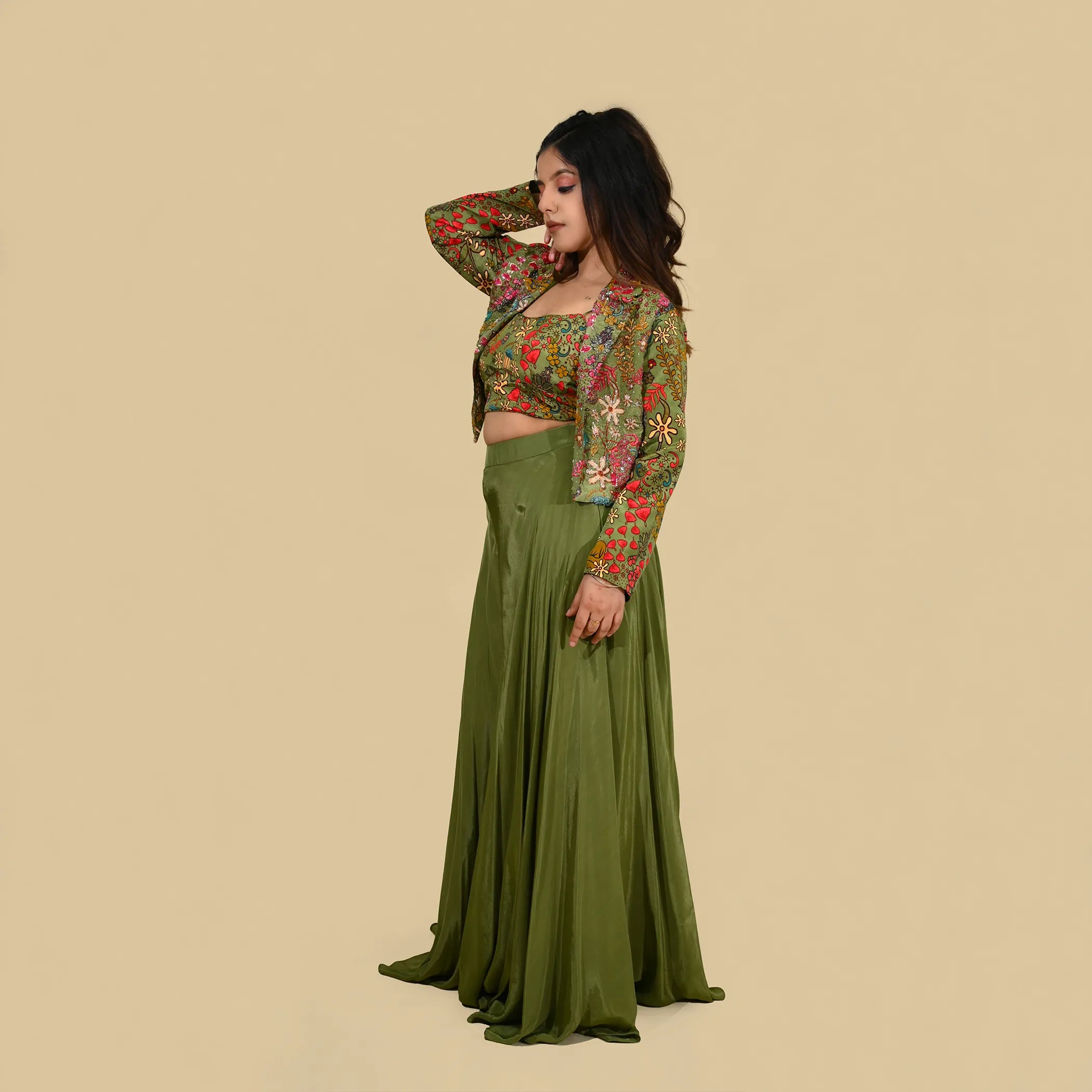 Beautiful chanderi Dress as jacket, top blouse and plazo pant. Embellished  with hand embroidery on jacket and scalloped … | Clothes design, Kurti  patterns, Clothes