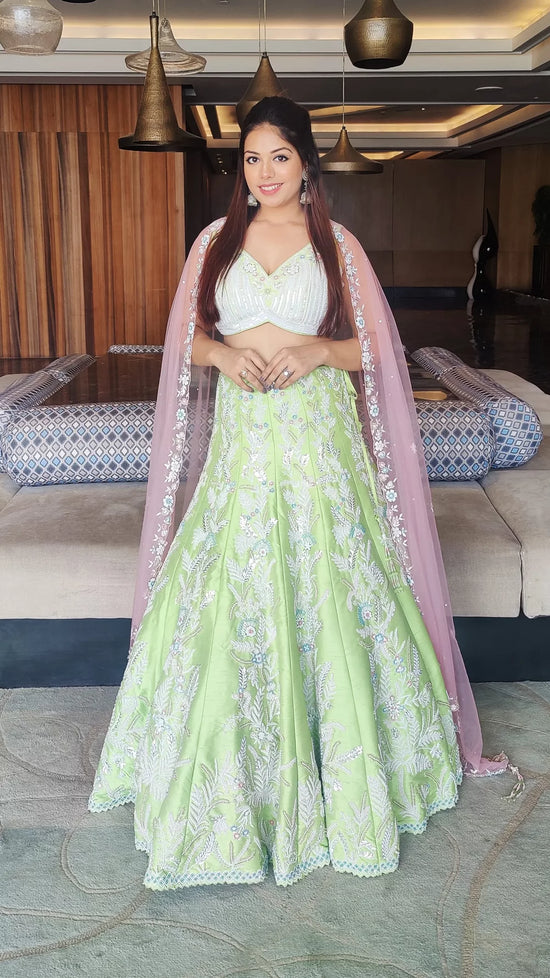 Load image into Gallery viewer, Green Crop Top Skirt with Dupatta
