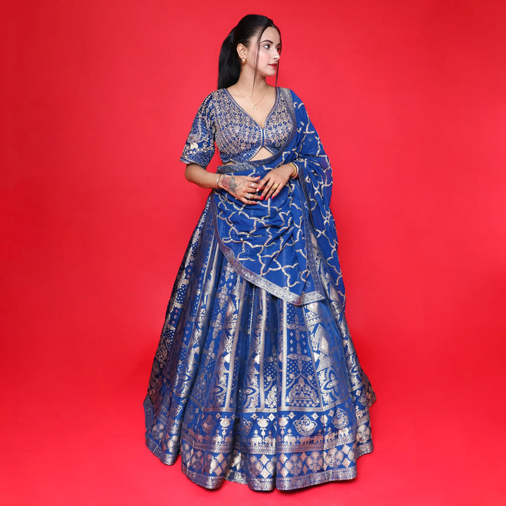 Stunning Banarsi Lehenga- Vastrachowk