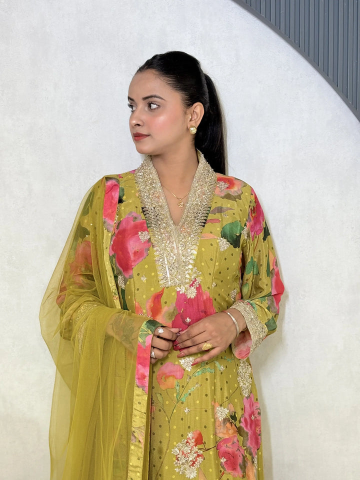 Trendy Sharara Suit for Women- Vastrachowk