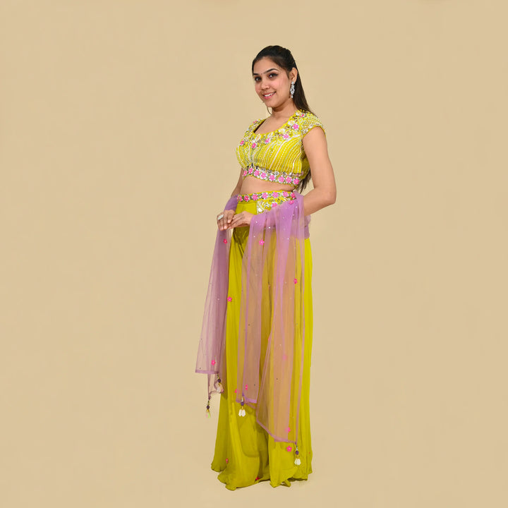 Chic Crop Top & Sharara Set - vastrachowk