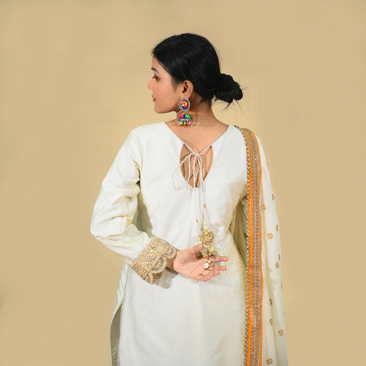 Vastrachowk Garara Suit with Traditional Long Shirt