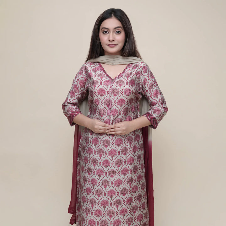 Vastrachowk Straight Suit with pant women wear