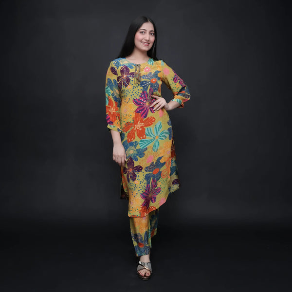 Vastrachowk Stylish Women's Printed Suit with Pants